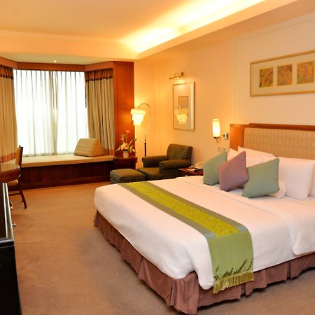 Rama Gardens Hotel Bangkok - SHA Plus Certified Bagian luar foto