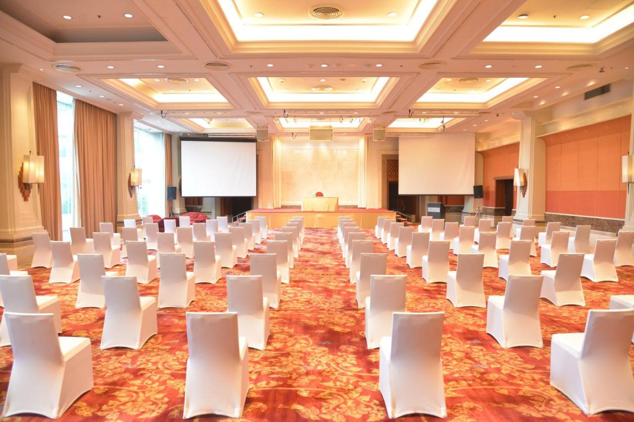 Rama Gardens Hotel Bangkok - SHA Plus Certified Bagian luar foto