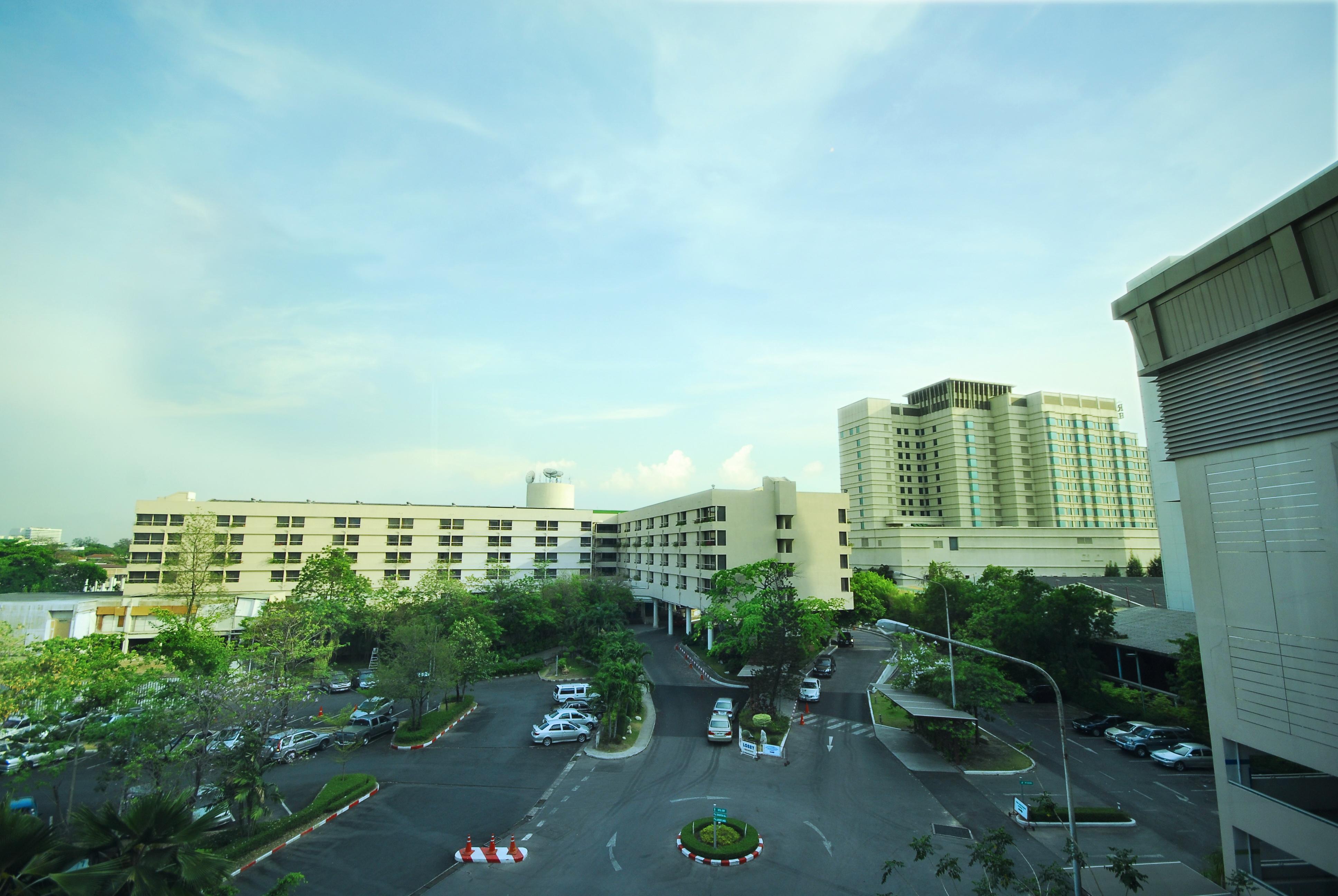 Rama Gardens Hotel Bangkok - SHA Plus Certified Bagian luar foto